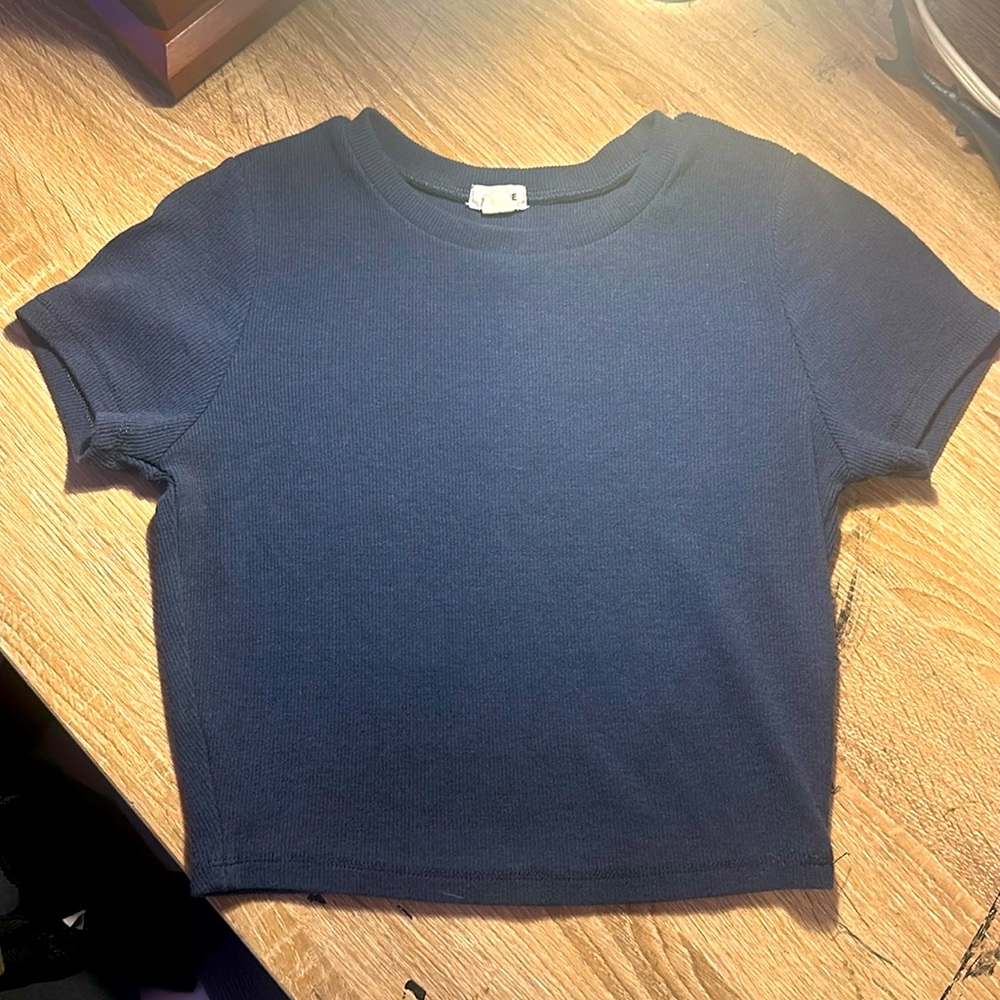 Navy Blue Size small Garage T shirt
